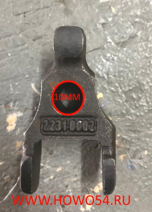 10905